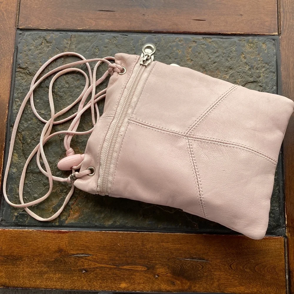 Pink leather crossbody - Picture 2 of 5